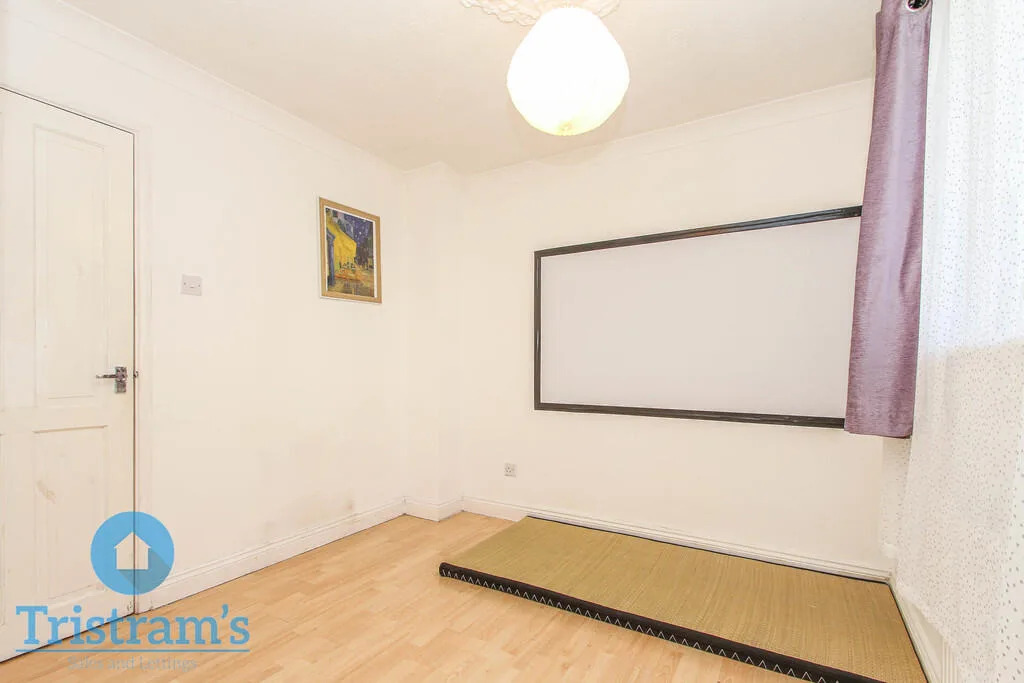 2 bedroom semi-detached house for rent