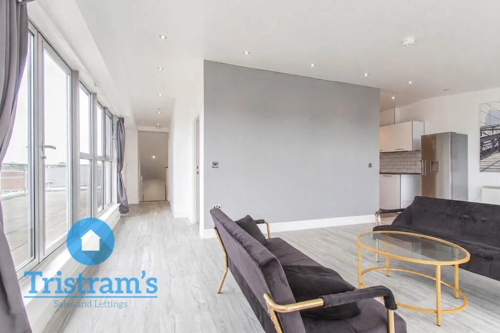 3 bedroom penthouse for rent