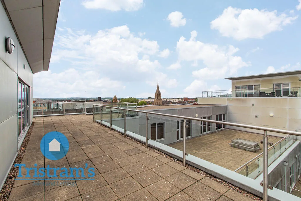 3 bedroom penthouse for rent