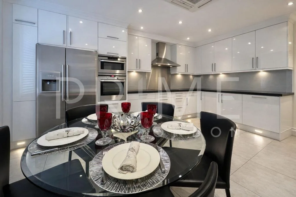 4 bedroom apartment for rent