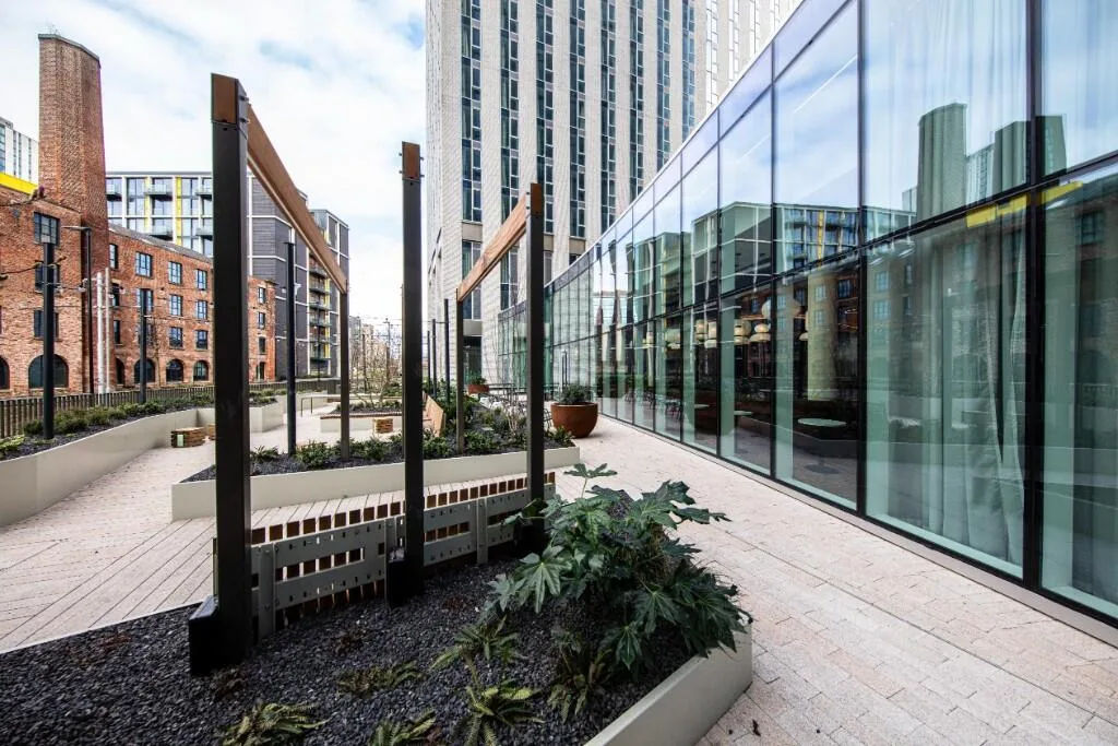 2 bedroom penthouse for rent
