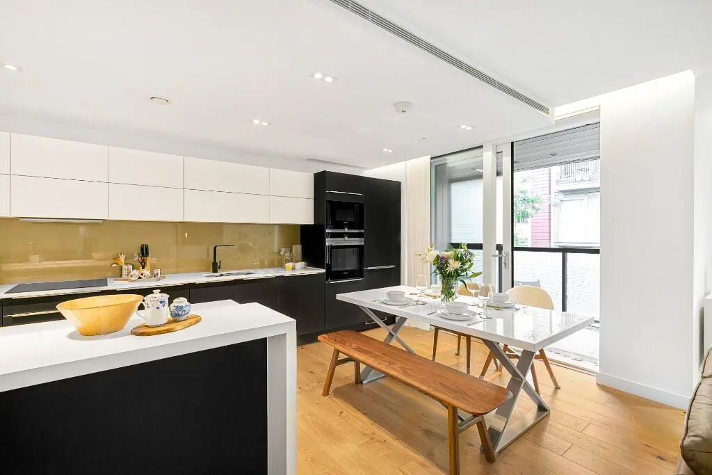 3 bedroom flat for rent
