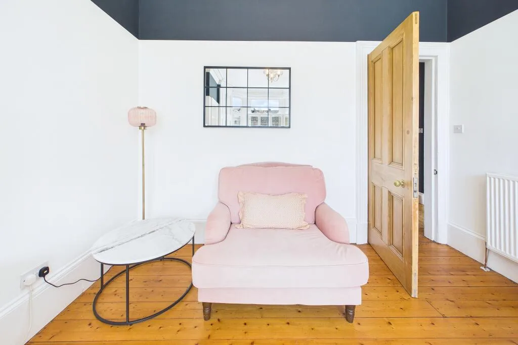 2 bedroom ground floor flat for rent