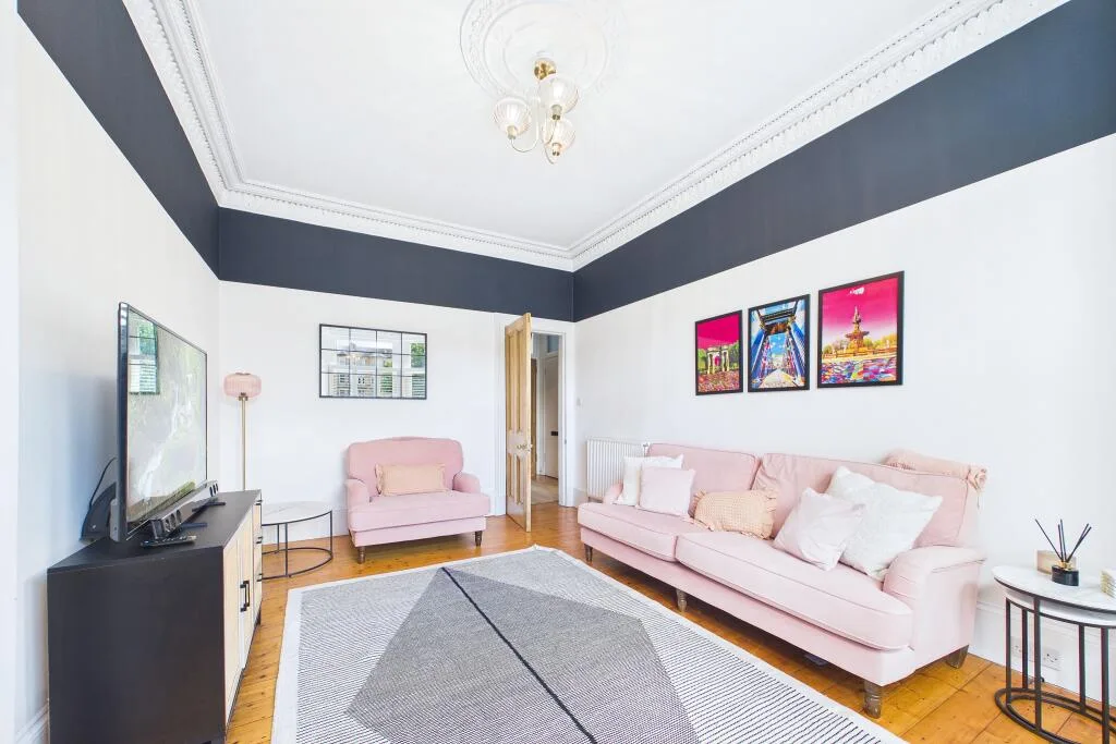 2 bedroom ground floor flat for rent