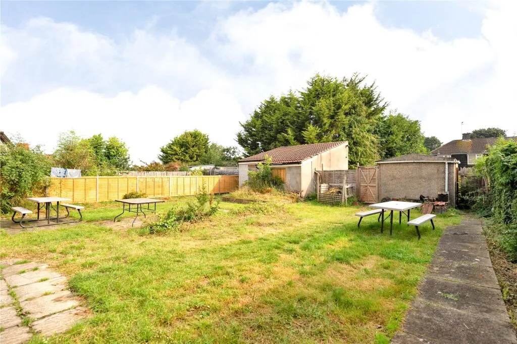 1 bedroom house share for rent