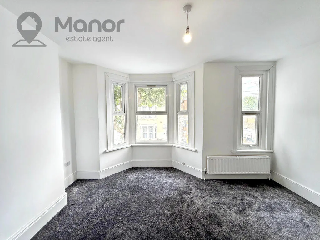 4 bedroom terraced house for rent