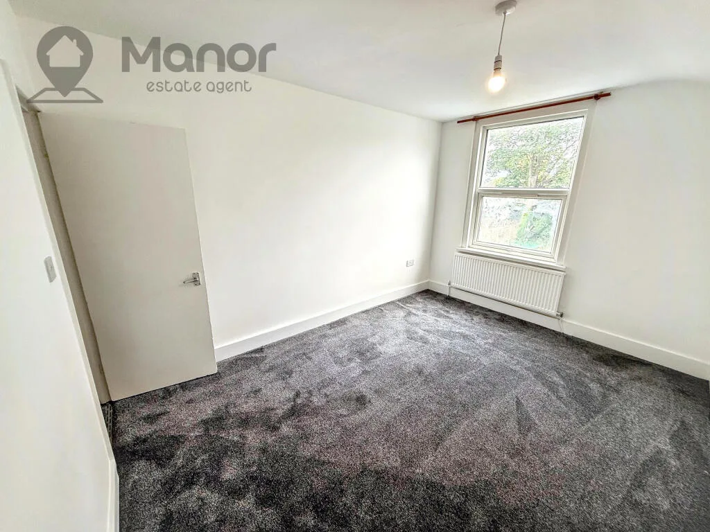 4 bedroom terraced house for rent