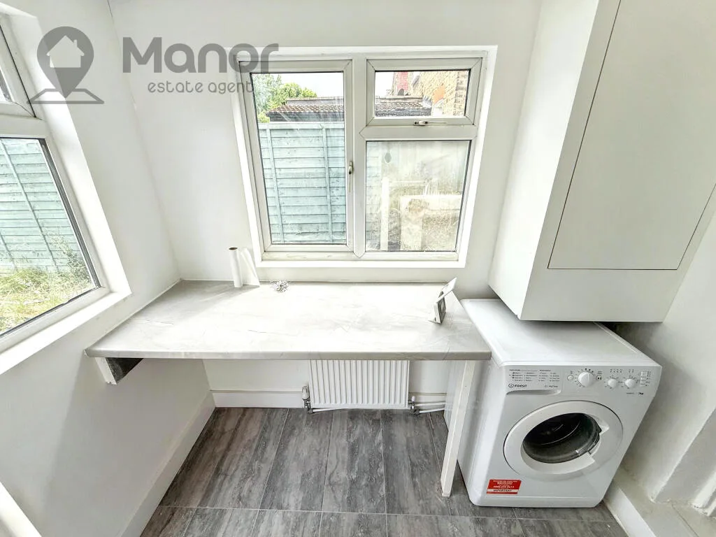 4 bedroom terraced house for rent