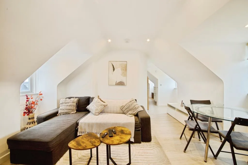 2 bedroom apartment for rent