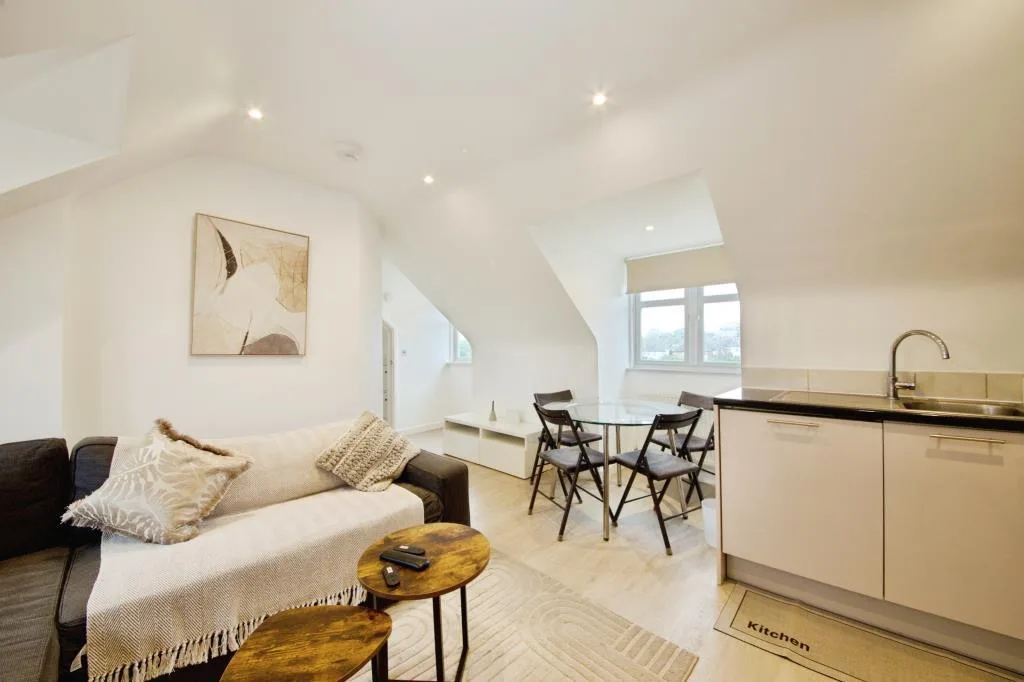 2 bedroom apartment for rent