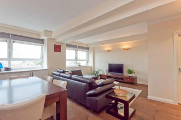 2 bedroom flat for rent