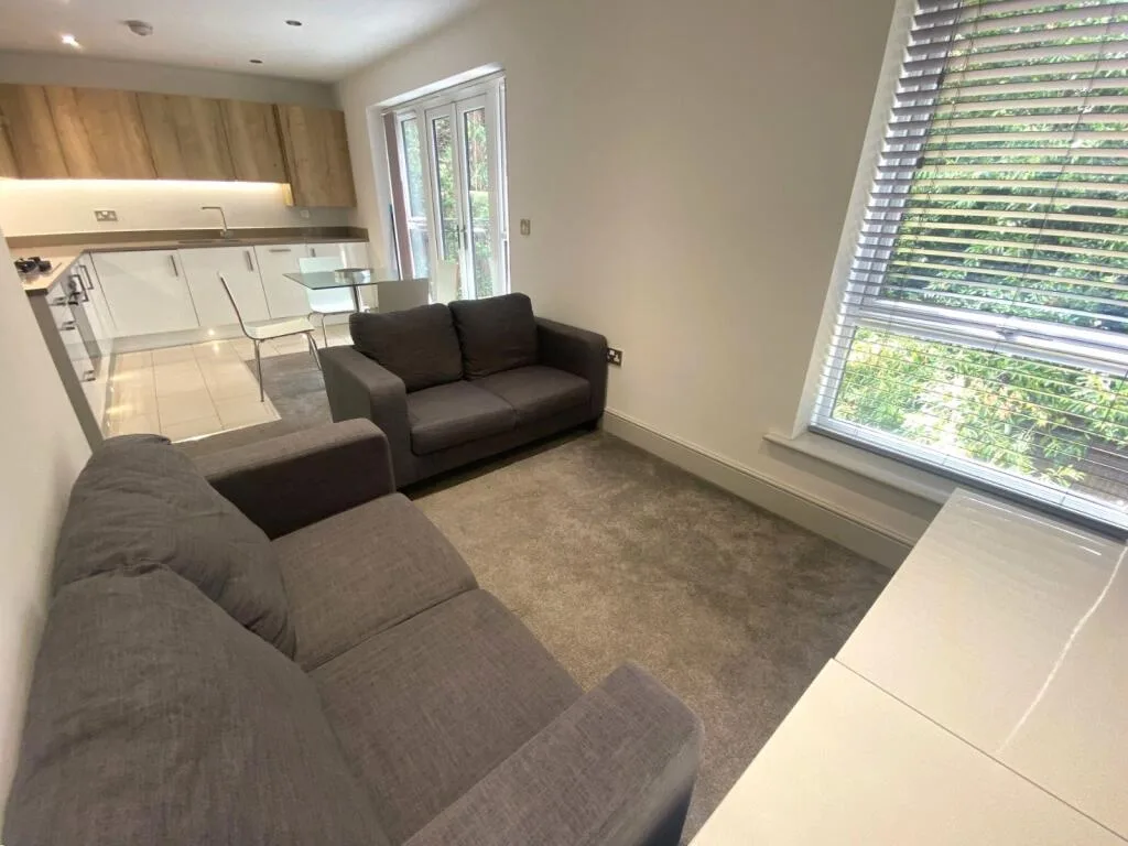 2 bedroom flat for rent