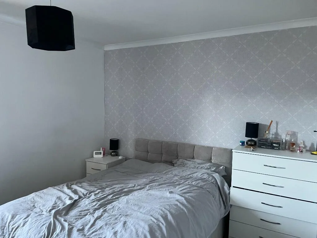 2 bedroom semi-detached house for rent