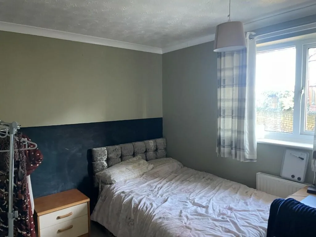 2 bedroom semi-detached house for rent