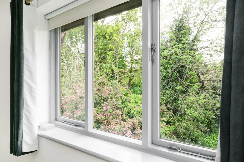 1 bedroom ground floor flat for rent