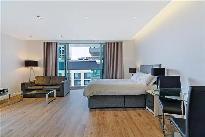 Studio flat for rent