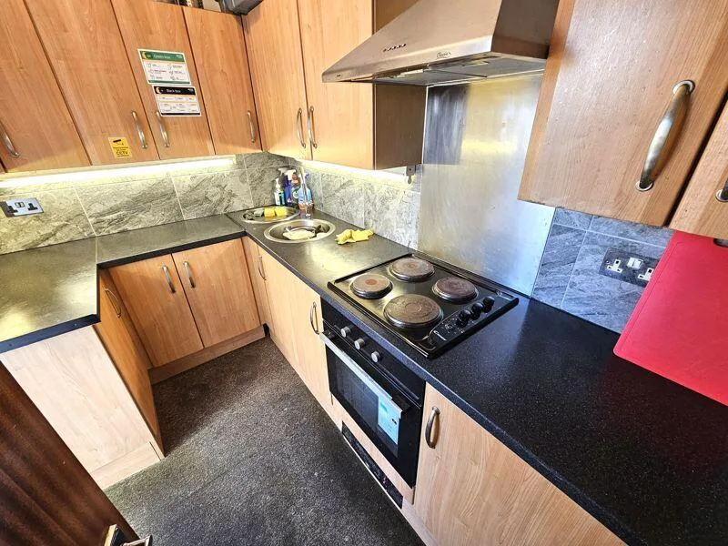 1 bedroom house share for rent