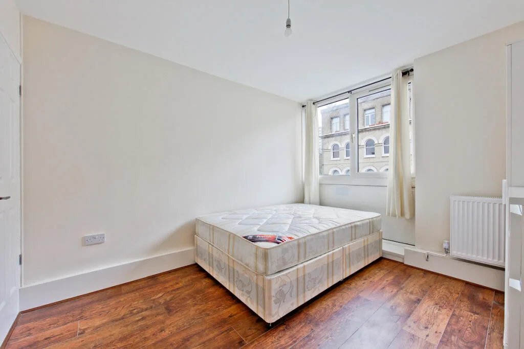 4 bedroom maisonette for rent