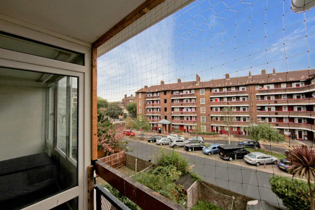 4 bedroom maisonette for rent