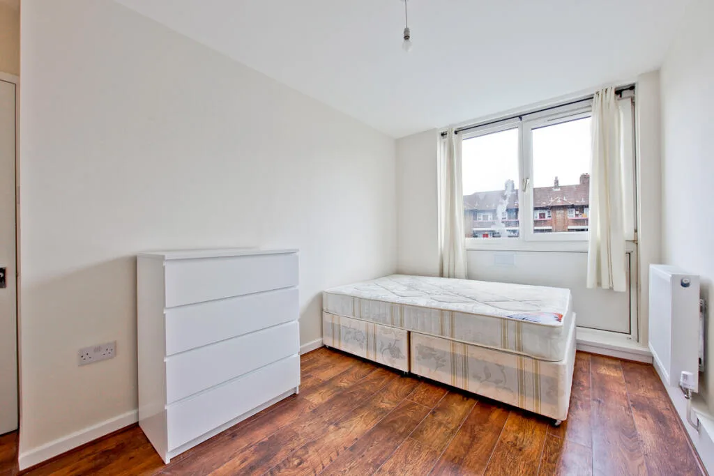 4 bedroom maisonette for rent