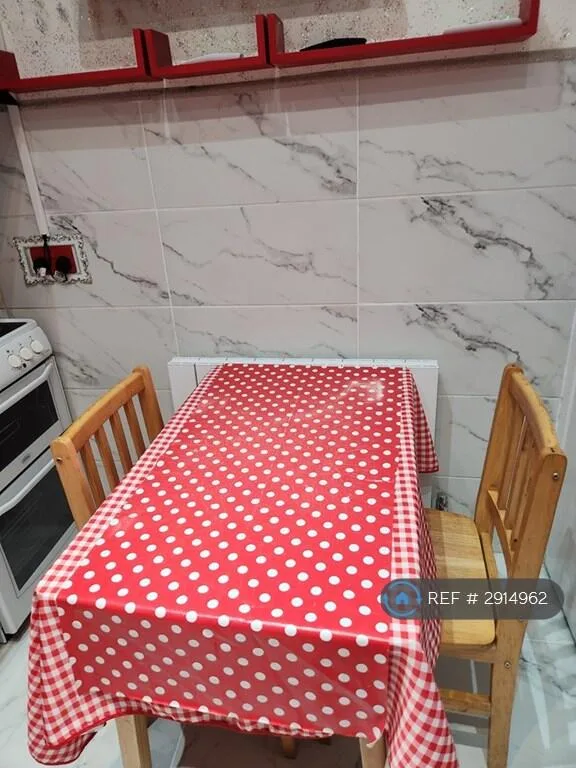 4 bedroom flat for rent
