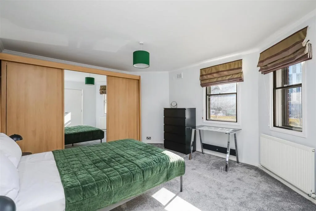 3 bedroom flat for rent