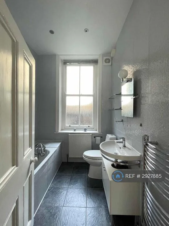 3 bedroom flat for rent