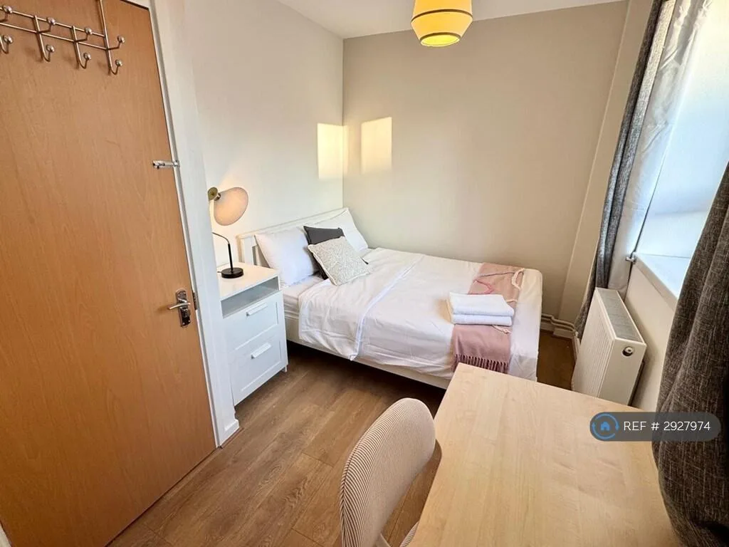 4 bedroom flat for rent