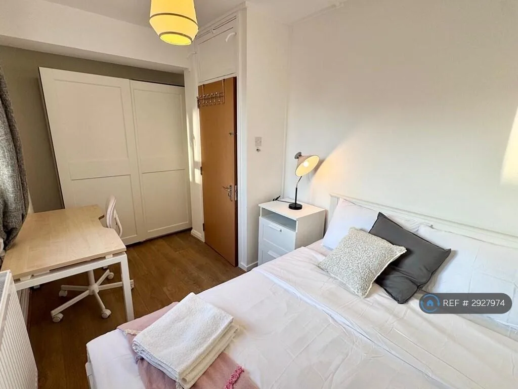 4 bedroom flat for rent