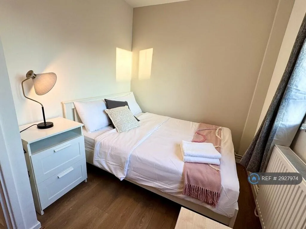 4 bedroom flat for rent