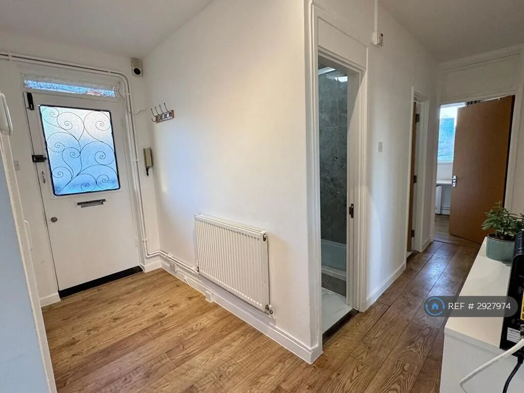 4 bedroom flat for rent