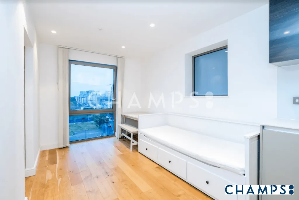 Studio flat for rent