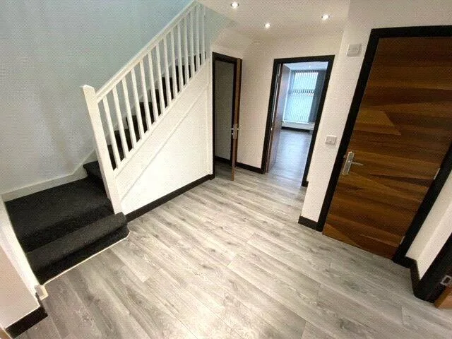 4 bedroom apartment for rent
