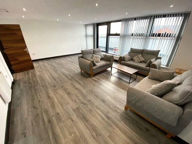 4 bedroom apartment for rent