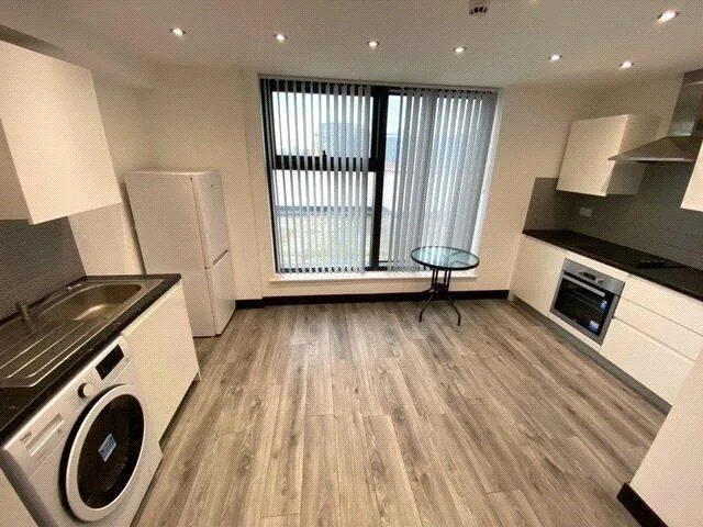 4 bedroom apartment for rent