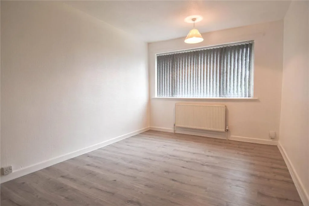 3 bedroom semi-detached house for rent