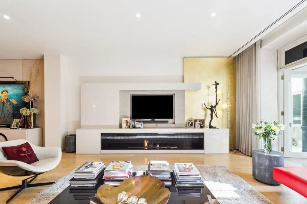 3 bedroom flat for rent