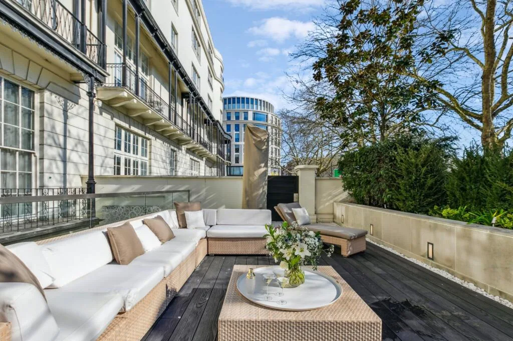 3 bedroom flat for rent