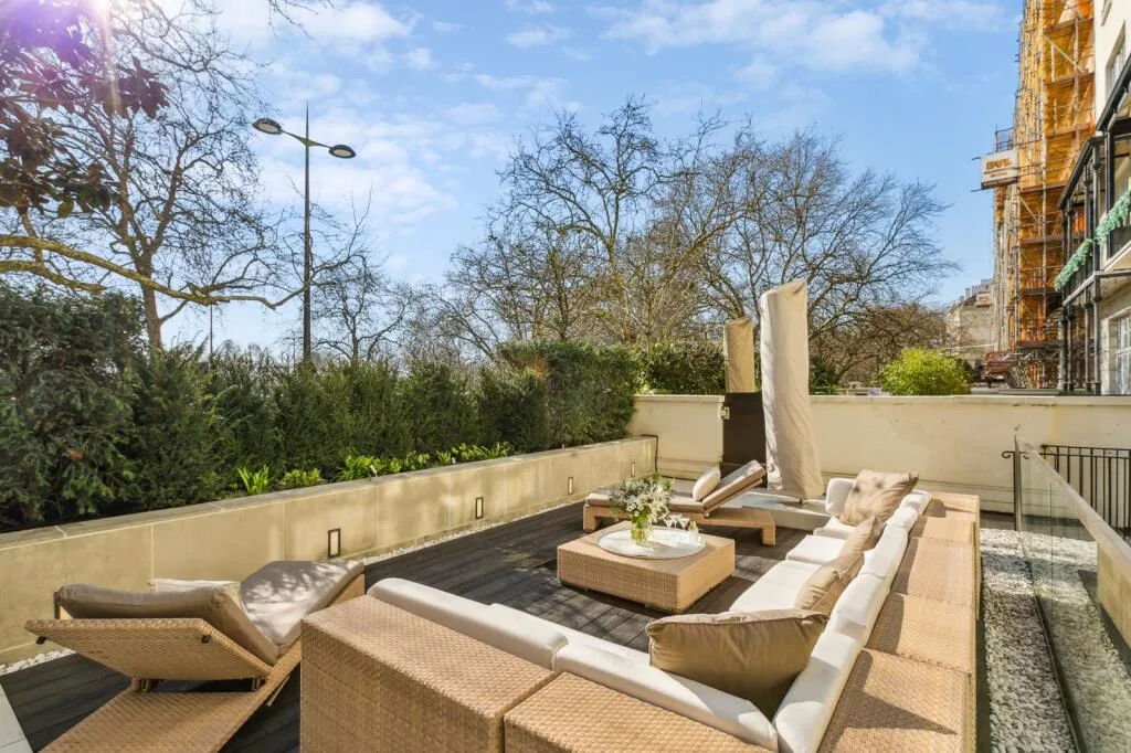 3 bedroom flat for rent