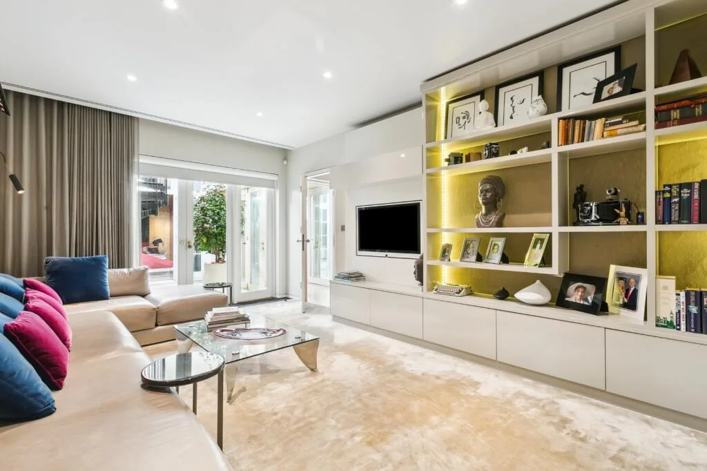 3 bedroom flat for rent