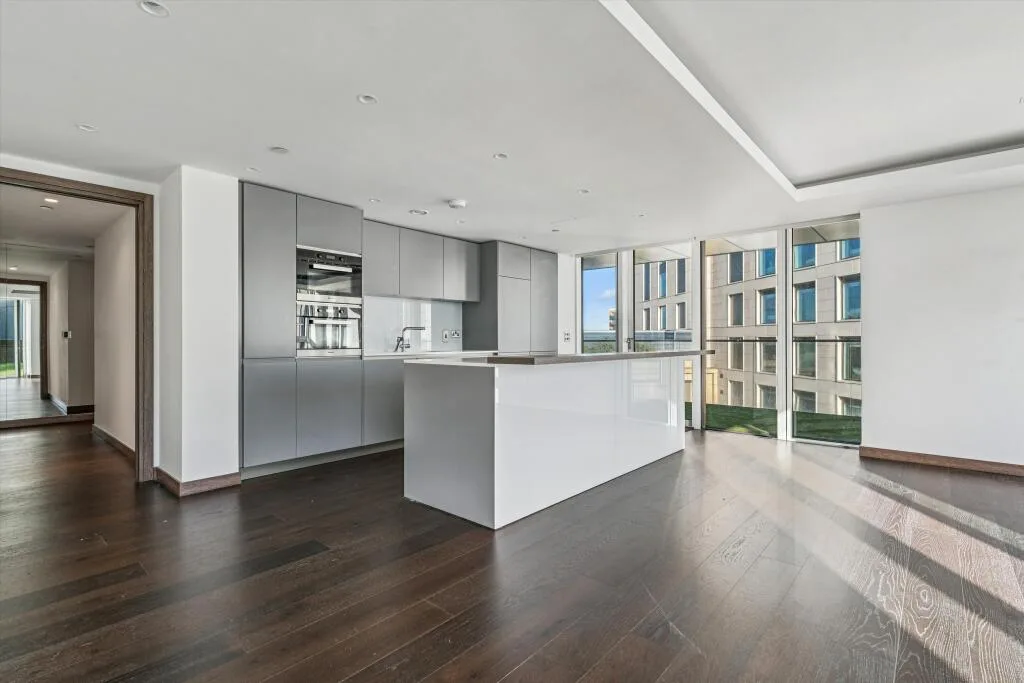 3 bedroom flat for rent