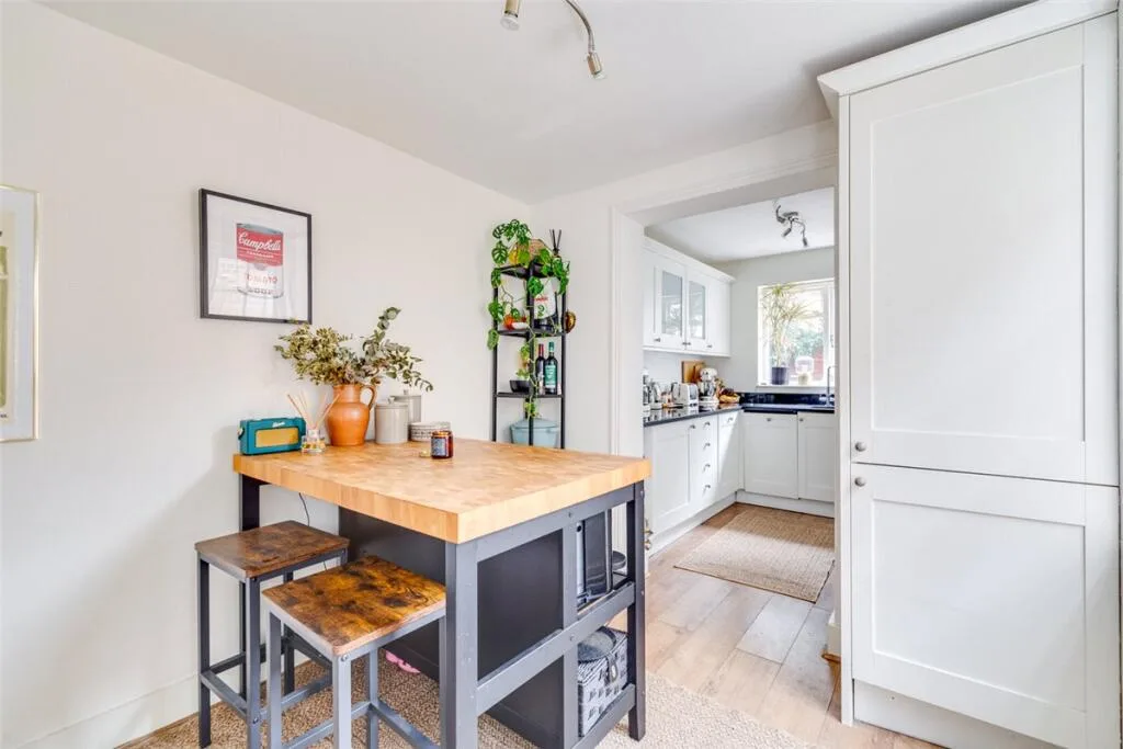 2 bedroom terraced house for rent