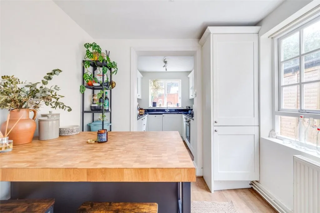 2 bedroom terraced house for rent