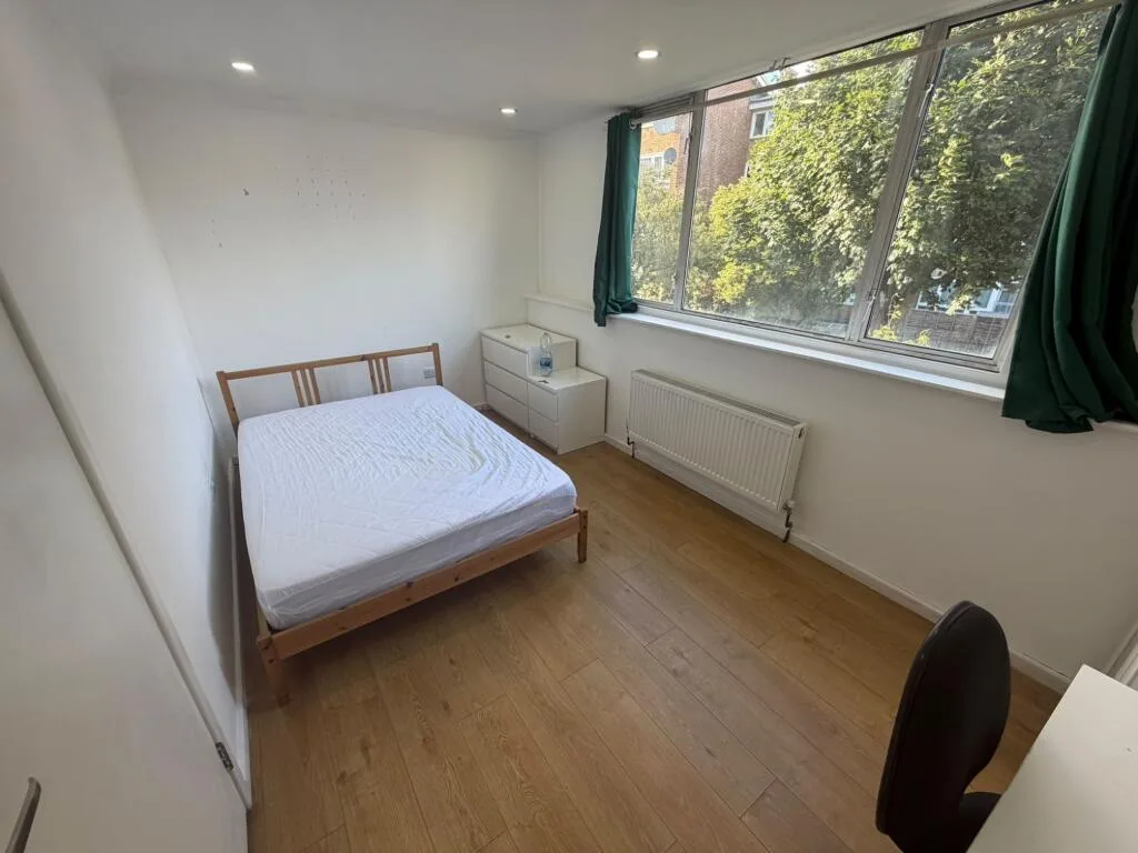 4 bedroom flat for rent