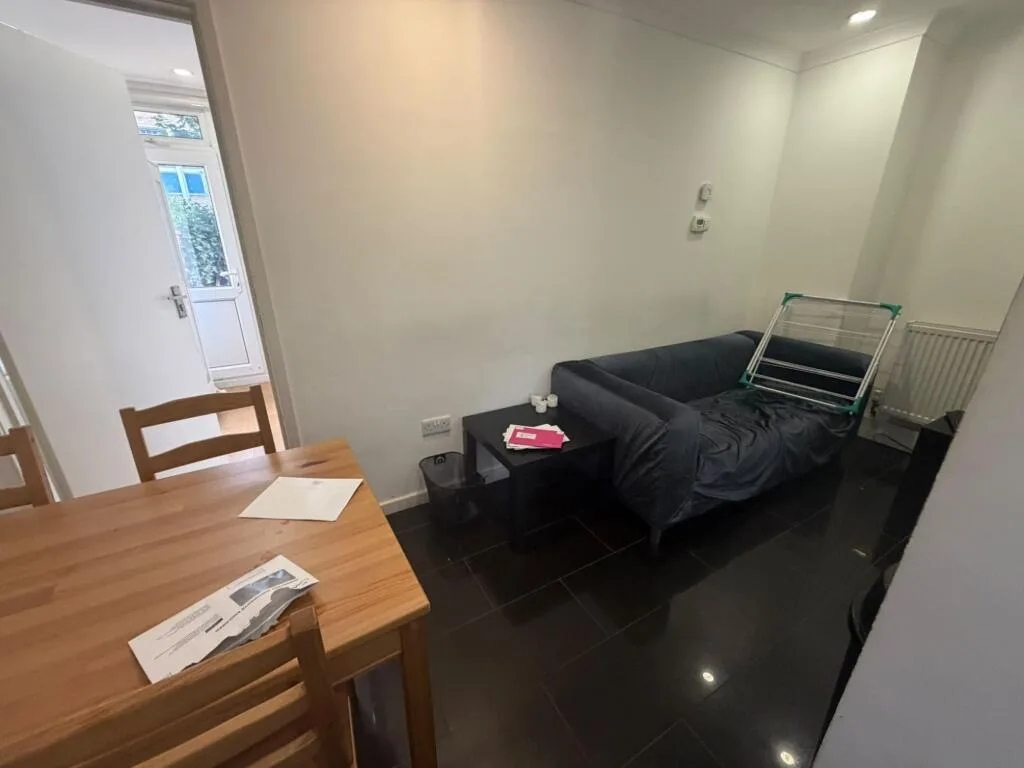 4 bedroom flat for rent