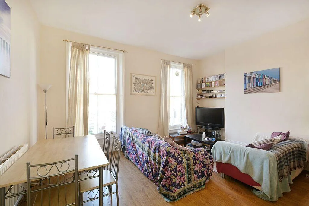 4 bedroom flat for rent
