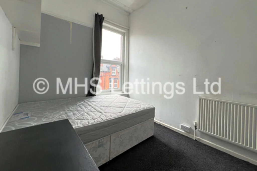 1 bedroom house share for rent