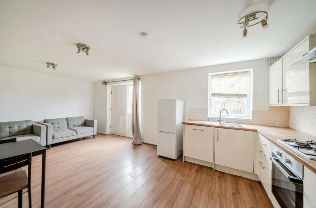 2 bedroom terraced house for rent