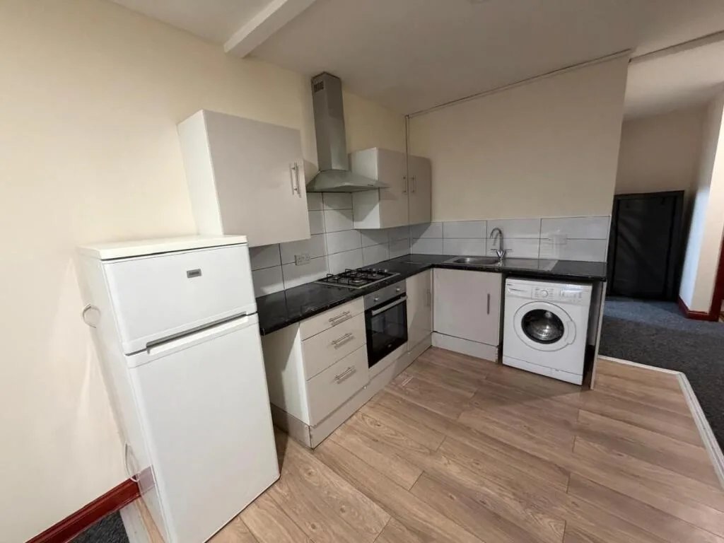 1 bedroom house for rent