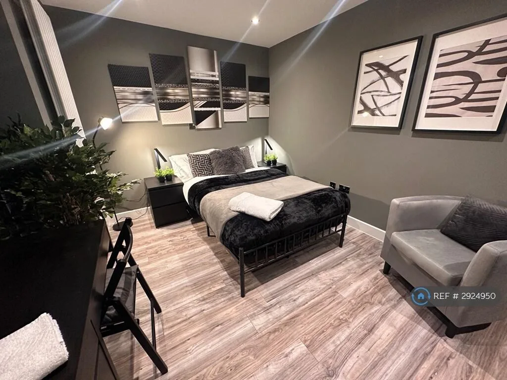 1 bedroom house share for rent